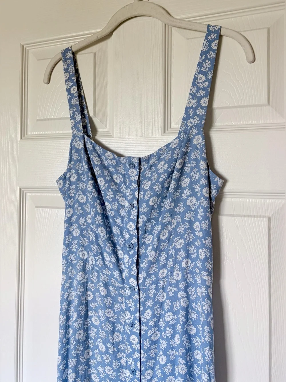 Reformation Floral Blue “Virgil” Midi Dress w Button Details — Size 6 - Picture 2 of 7